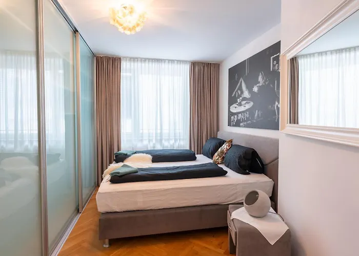 Deluxe Residences - Schoenbrunn Apartment *